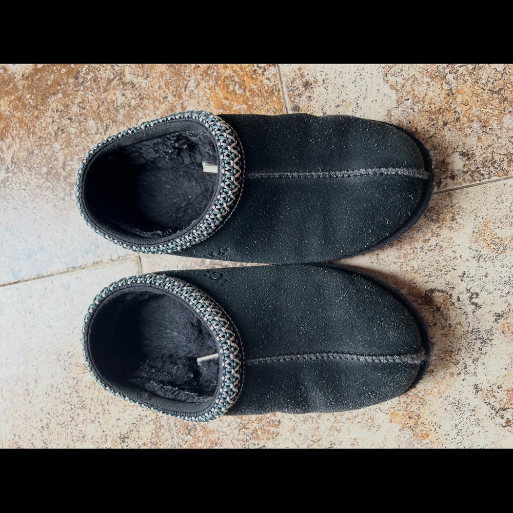 UGG Black Kids Slippers